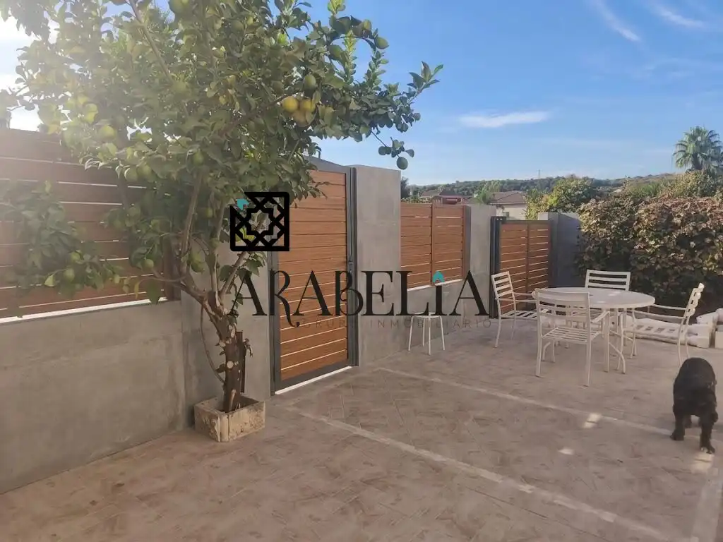 Chalet con piscina en venta en Periurbano Norte, imagen 4