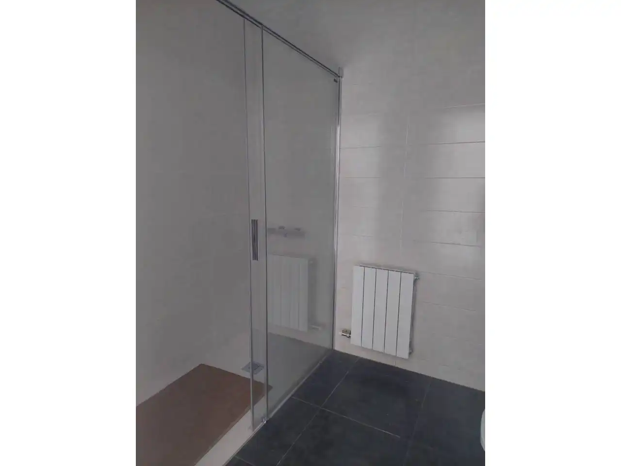 Bany de Casa adosada en venda en Cervera amb Aire condicionat, Calefacció i Jardí privat