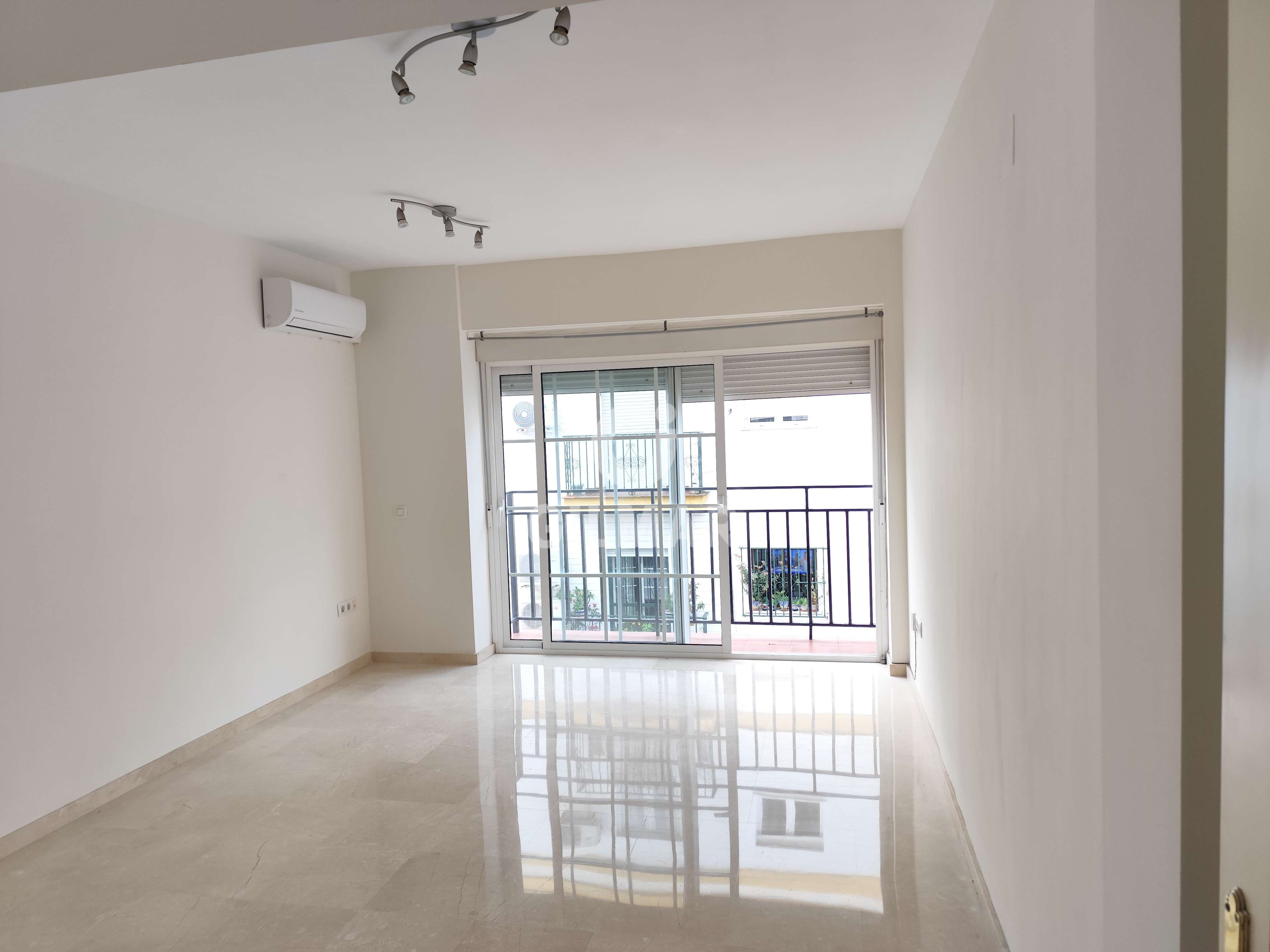 Flat to rent in San Lorenzo, Casco Antiguo