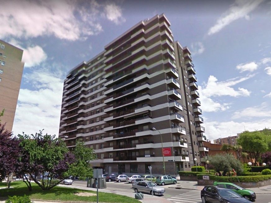 Flat for sale in C/ Antonio López Aguado, La Paz