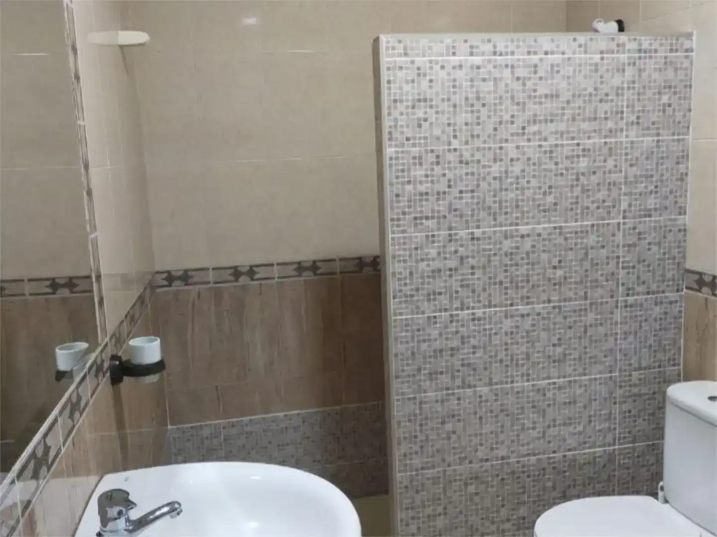 Bathroom of Flat for rent in Osuna  with Furnished