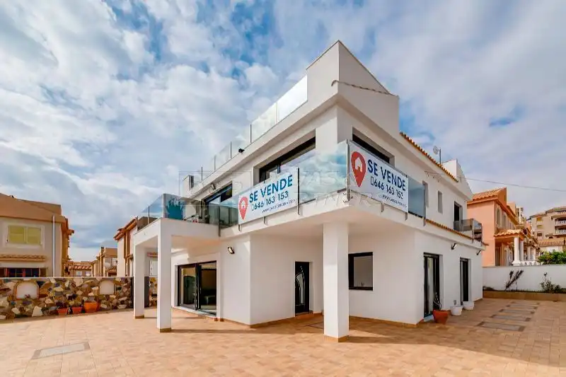 Chalet con terraza en venta en Playa de los Locos, imagen 43