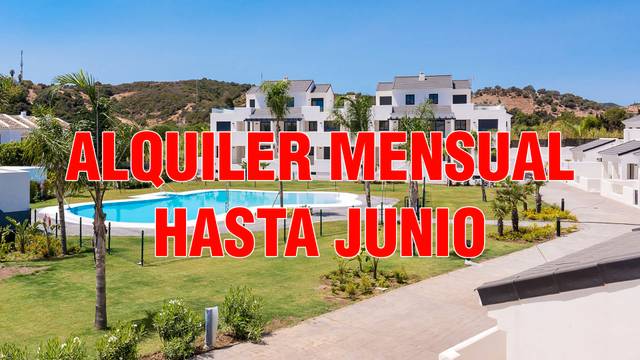 Ático en Alquiler en C/ Surinam, 2 en Bahía Dorada