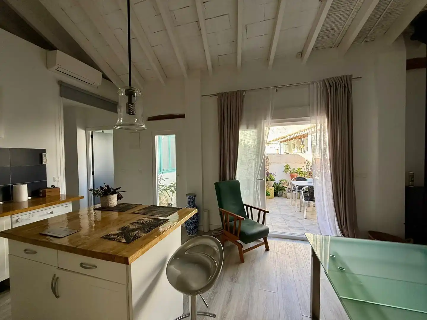 Cuina de Casa o xalet en venda en Dénia amb Aire condicionat, Calefacció i Parquet