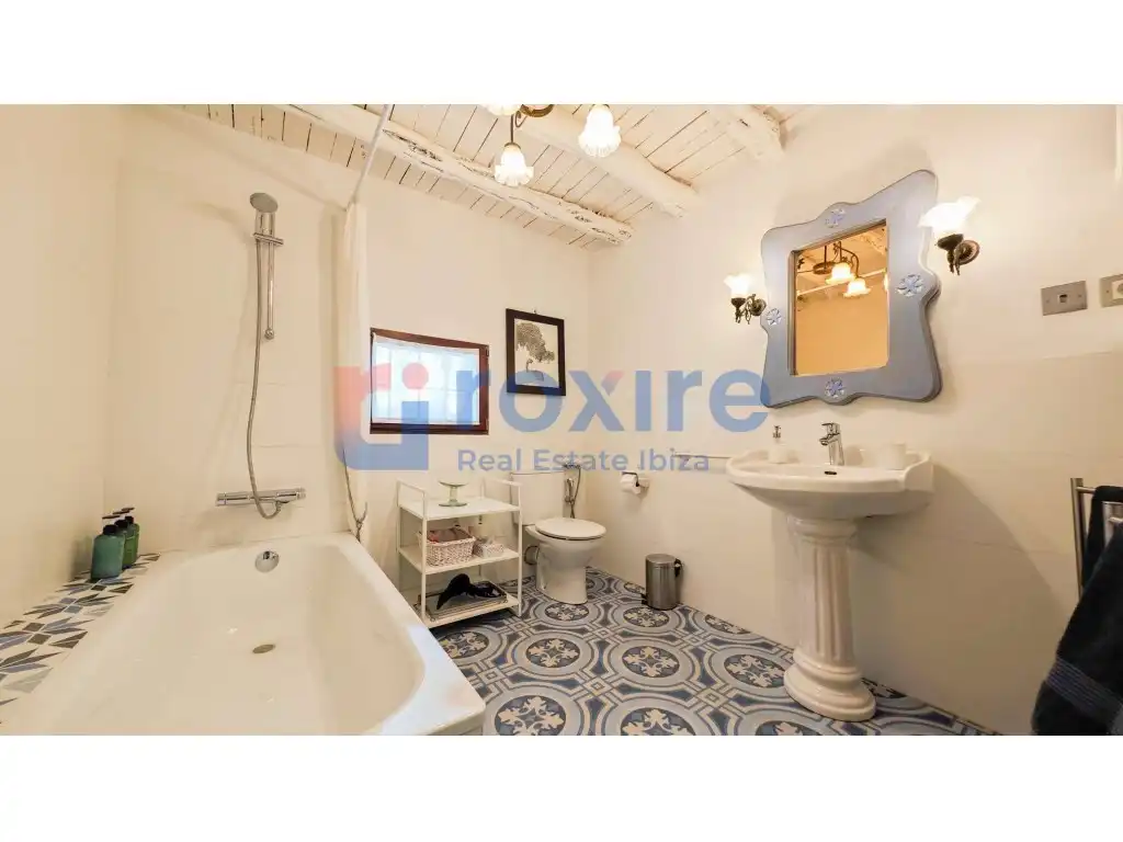 Baño de Casa o chalet de alquiler en Sant Josep de sa Talaia con Aire acondicionado, Calefacción y Amueblado