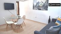 Sala d'estar de Pis de lloguer en  Madrid Capital amb Aire condicionat, Calefacció i Moblat