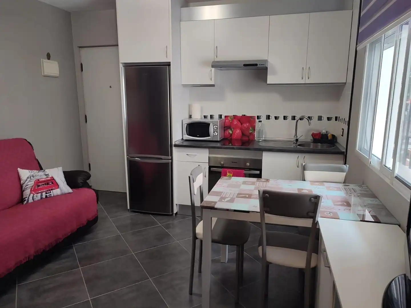 Cocina de Apartamento en venta en Torremolinos con Aire acondicionado, Calefacción y Amueblado