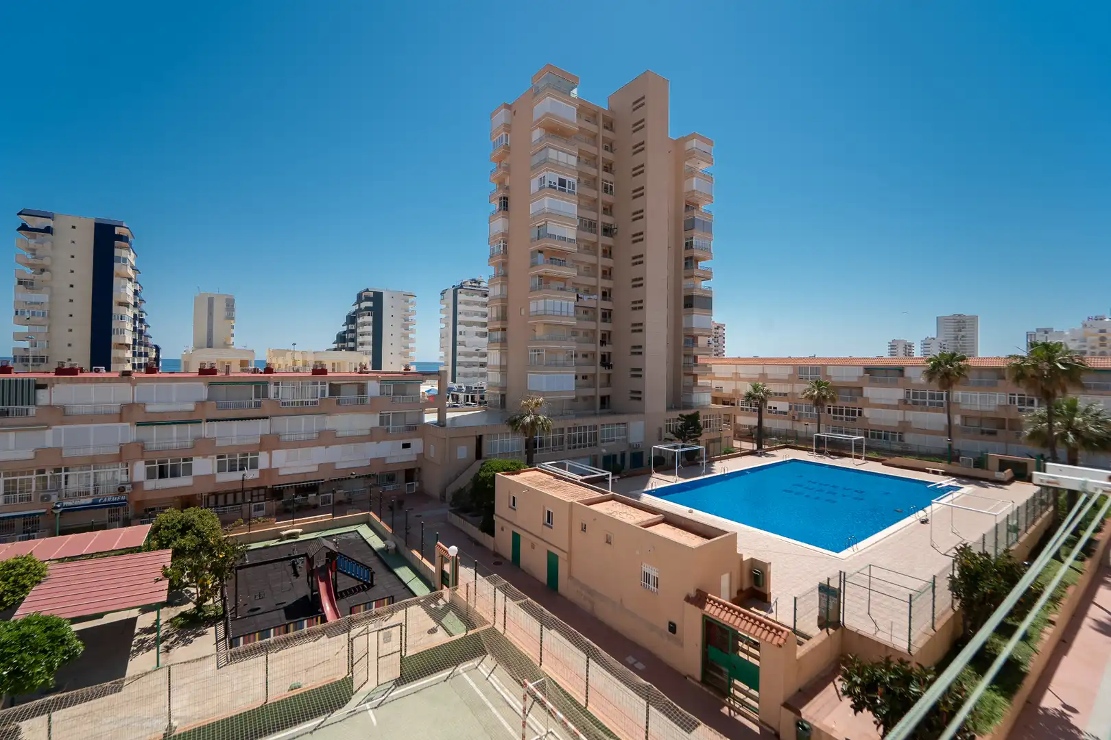 Piso en venta en Plaza Puerto Bello, Entremares