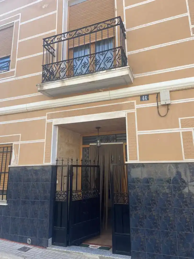 Vista exterior de Planta baja en venta en Aspe con Amueblado, Lavadora y Microondas