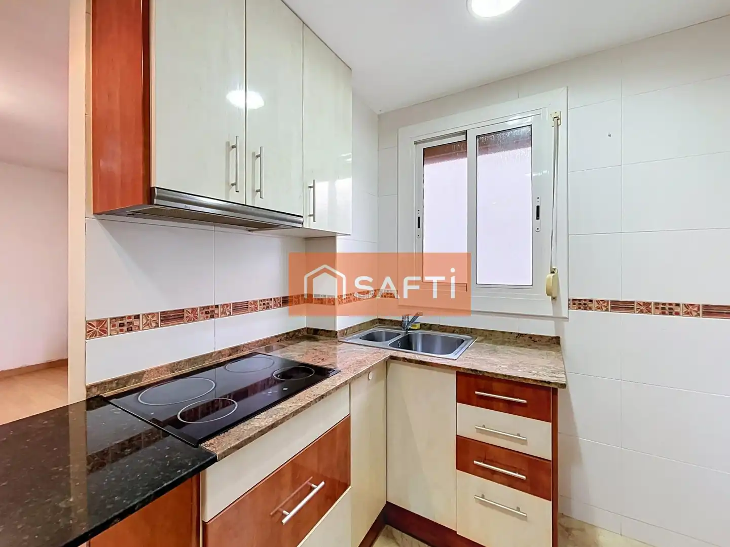Flat with terrace for sale in Centre Vila, imagen 5