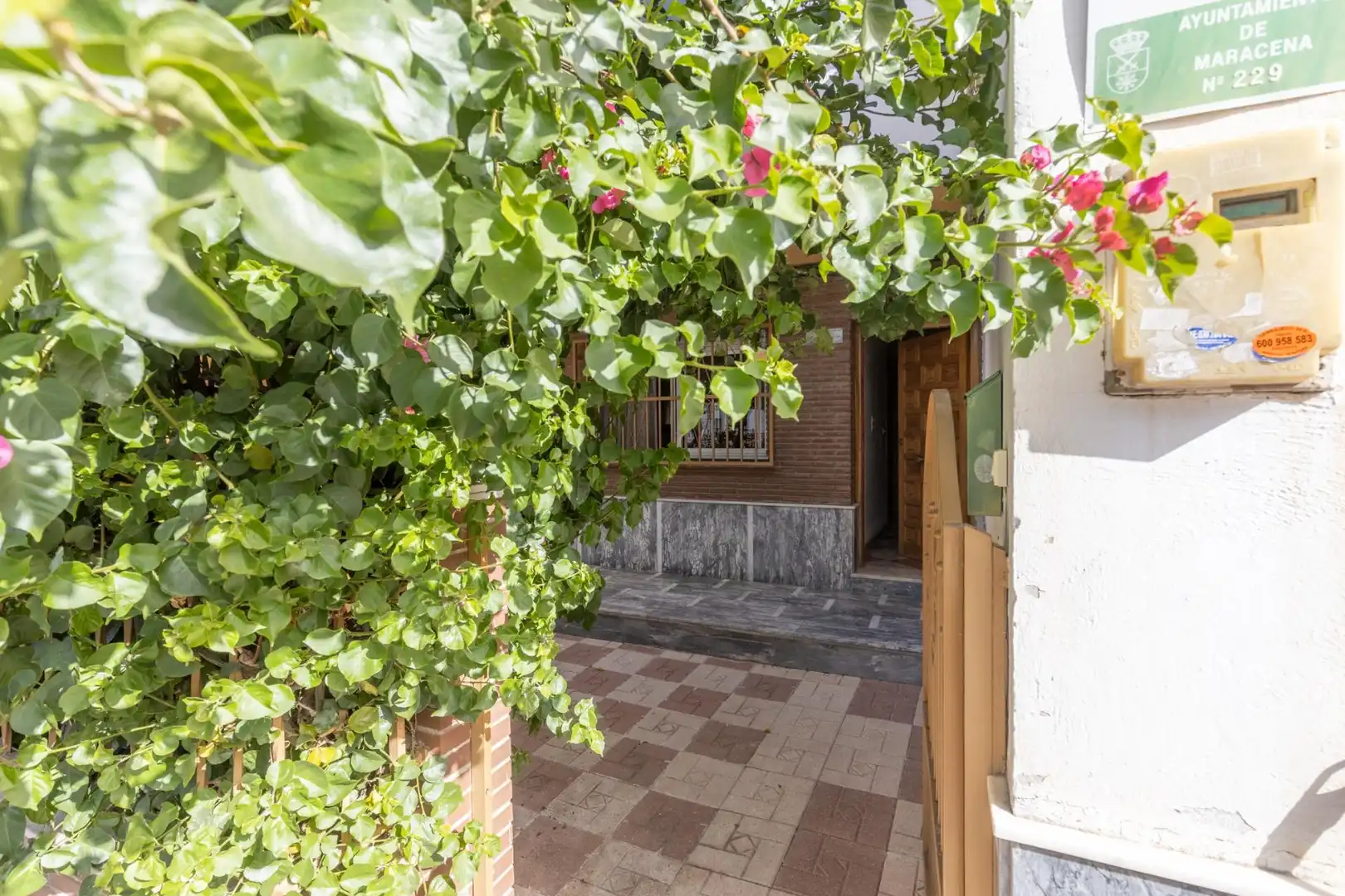 Casa adosada en venta en Maracena con Aire acondicionado, Calefacción y Terraza