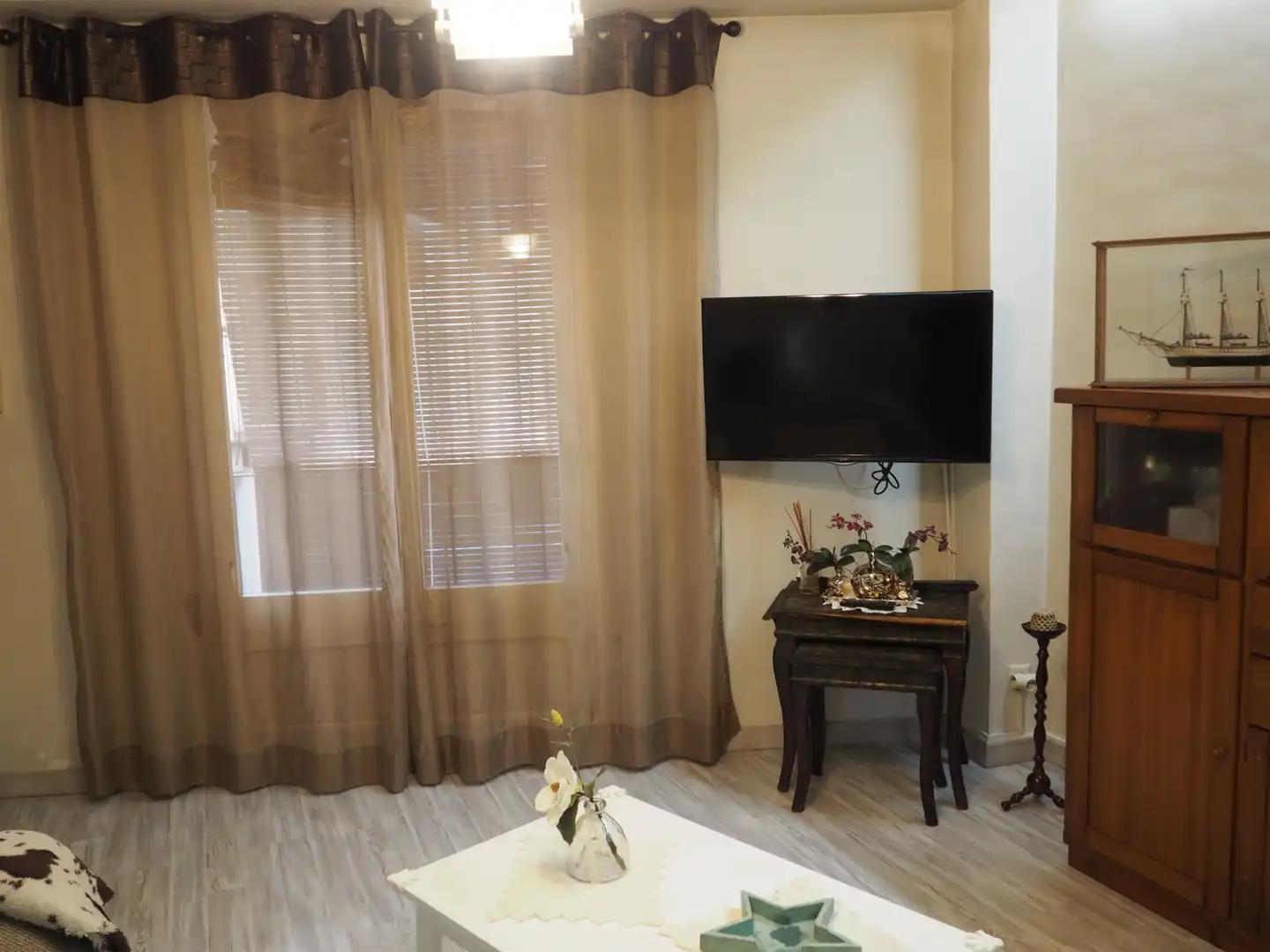 Sala de estar de Casa o chalet en venta en Flix con Aire acondicionado, Calefacción y Terraza