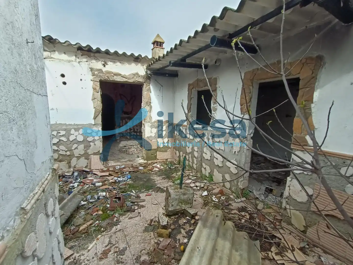 Casa adosada en venda en El Real de la Jara