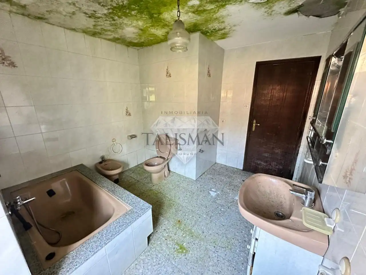 Baño de Casa o chalet en venta en A Estrada  con Jardín privado