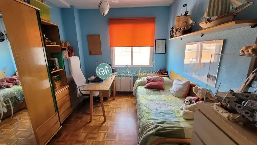 Bedroom of Flat for sale in Segovia  with Heating, Parquet flooring and Terrace
