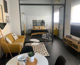 Sala d'estar de Loft de lloguer en Utrera amb Aire condicionat