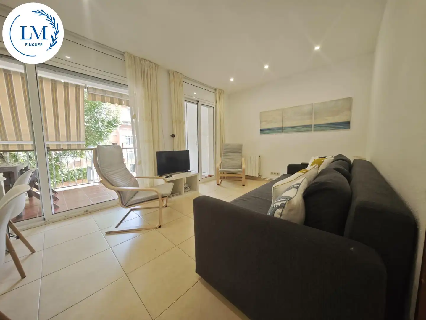 Sala de estar de Piso en venta en Vilanova i la Geltrú con Aire acondicionado, Calefacción y Terraza
