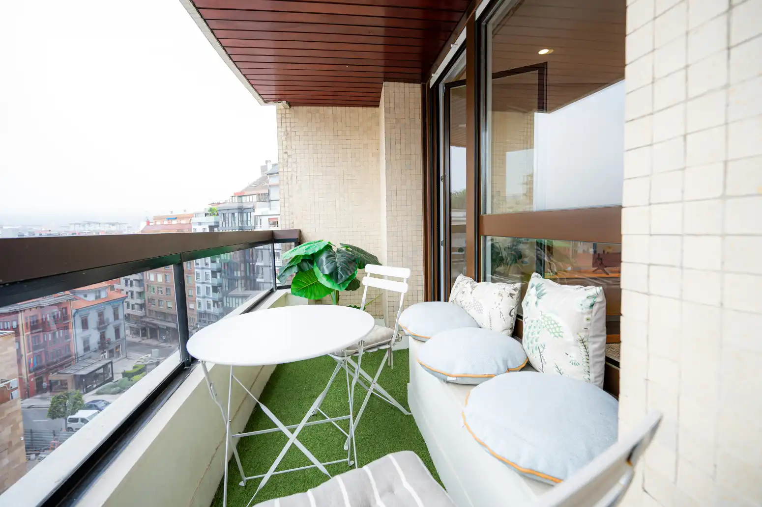 Balcony of Flat for sale in Oviedo   with Heating, Parquet flooring and Terrace