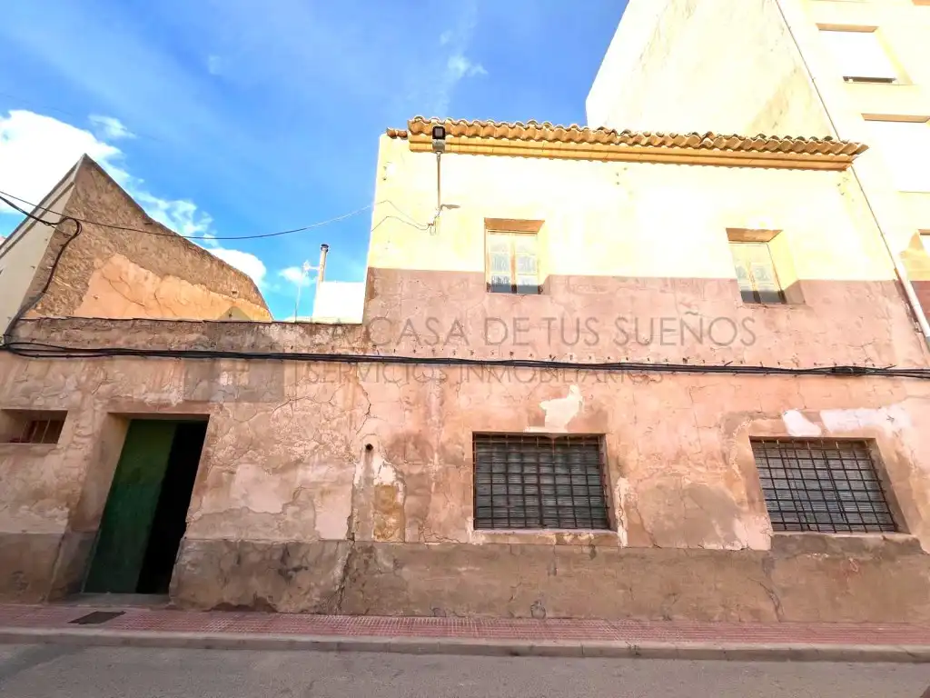 Residential land for sale in Sax