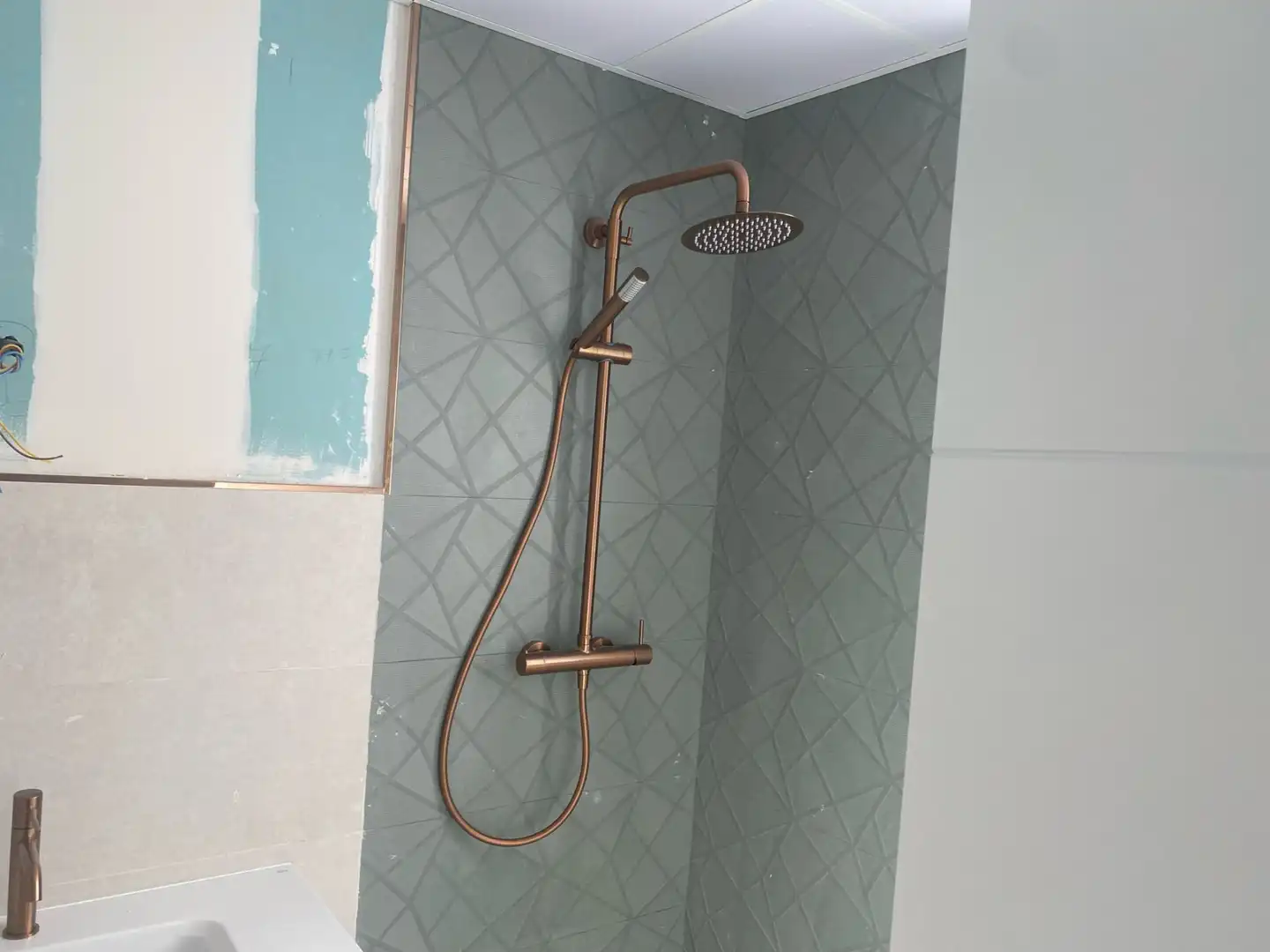 Badezimmer von Dachboden zum Verkauf in Armilla mit Klimaanlage, Heizung und Terrasse