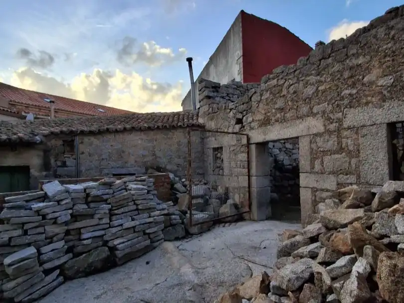 Exterior view of Land for sale in Zarzalejo, Madrid