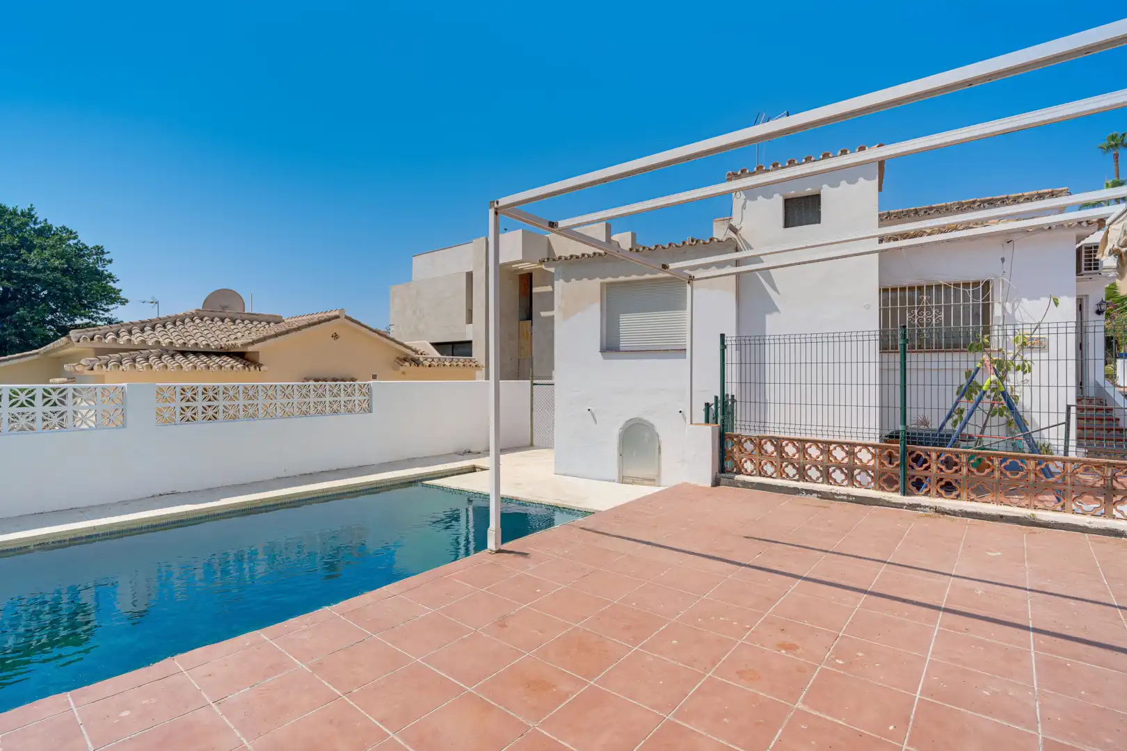 Piscina de Casa o chalet en venta en Marbella con Jardín privado, Terraza y Piscina