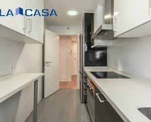 Kitchen of Flat for sale in  Madrid Capital  with Swimming Pool