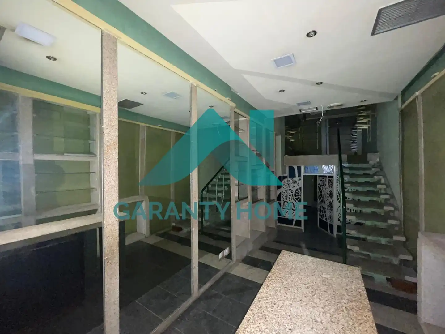 Local comercial en alquiler en Centro, imagen 2