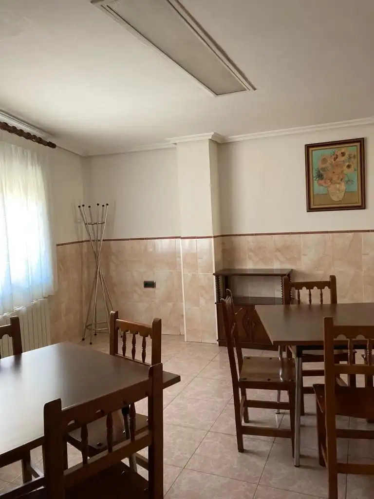 Local comercial en venda a Monzón, imagen 6