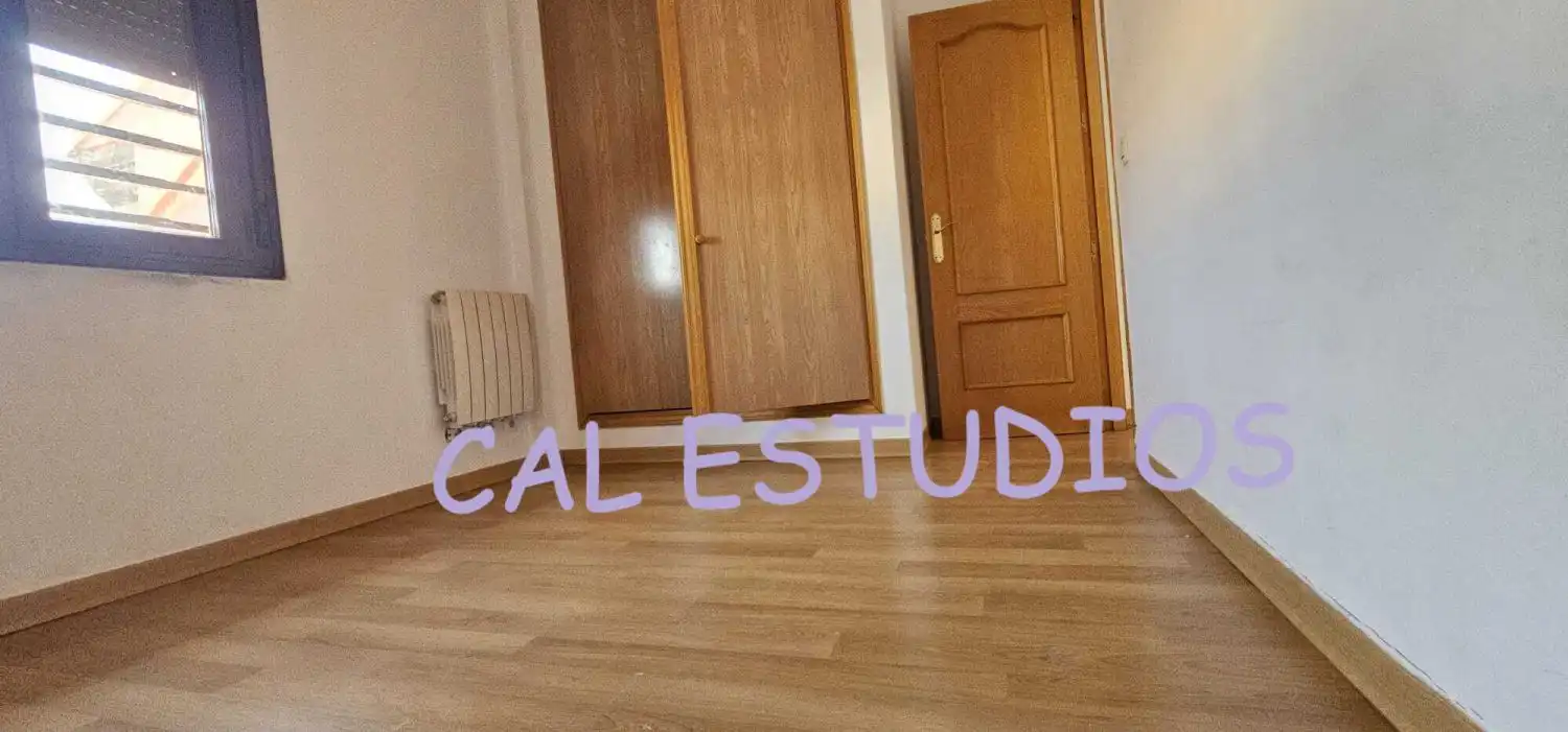 Bedroom of Flat for sale in Torrelaguna  with Air Conditioner and Storage room