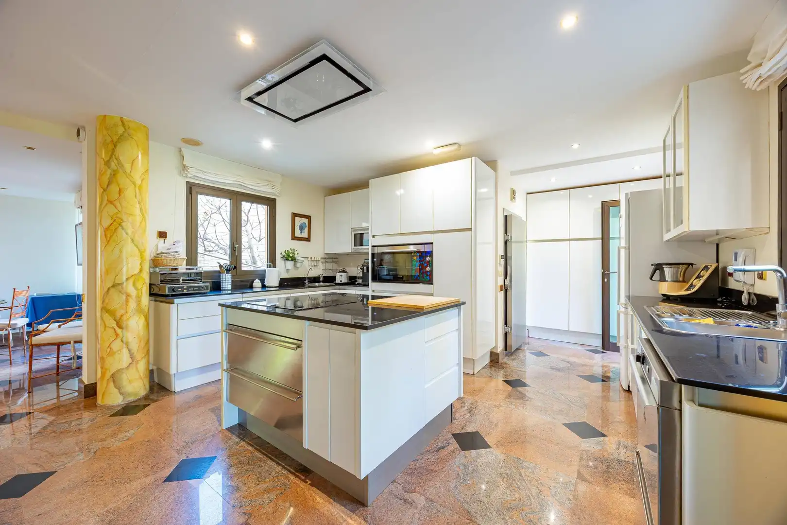 Cocina de Casa o chalet en venta en San Bartolomé de Tirajana con Aire acondicionado, Jardín privado y Terraza