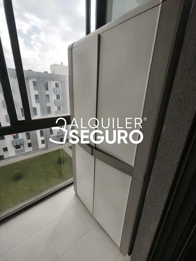 Flat for rent in Zaragoza  with Air Conditioner, Heating and Terrace