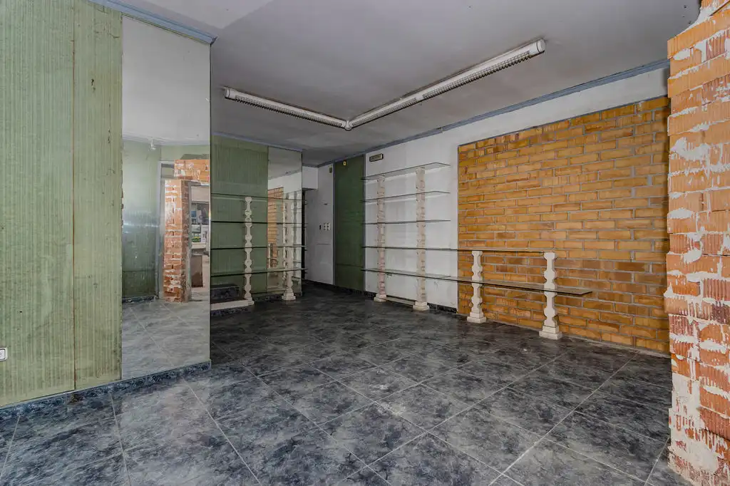 Local en venta en Almacelles