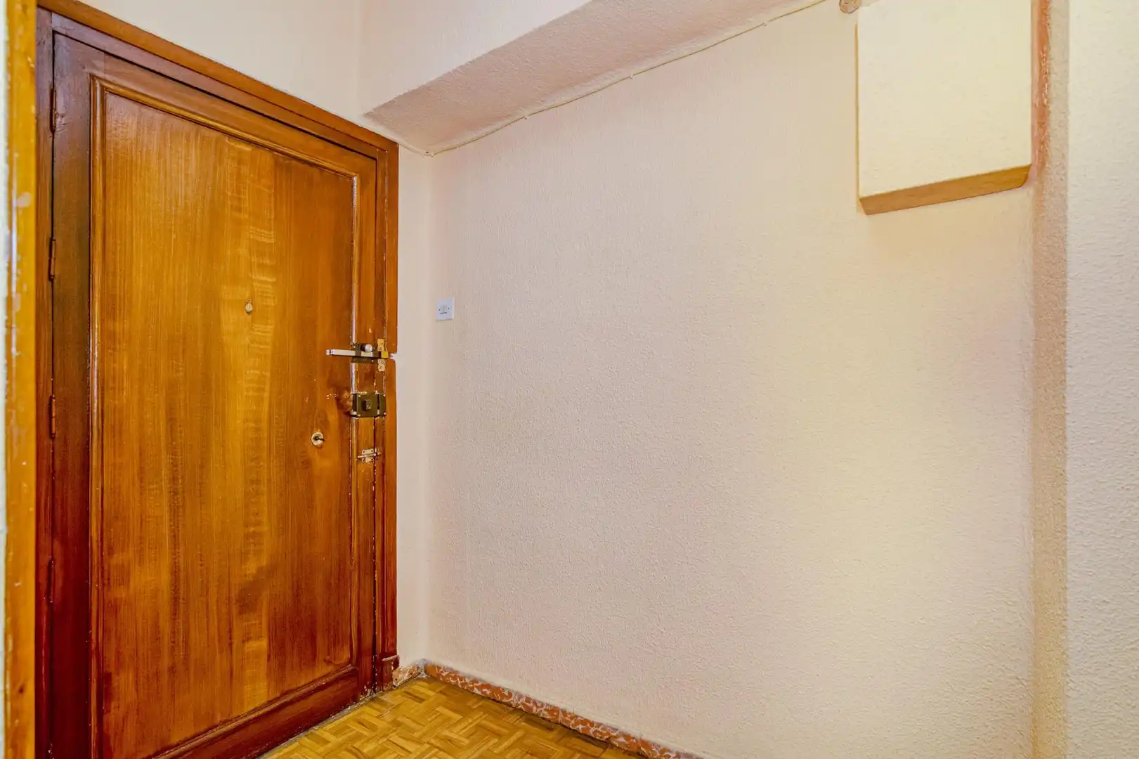 Dachboden zum Verkauf in Granada mit Klimaanlage und Terrasse