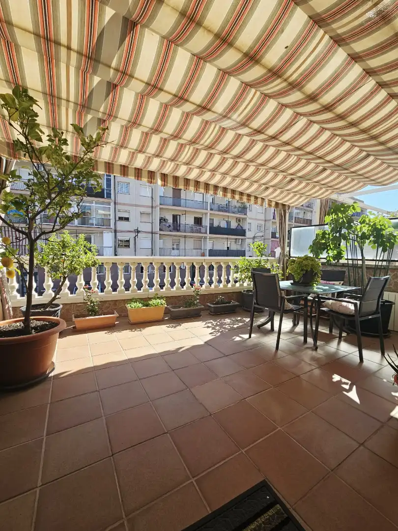 Casa bifamiliare con terrazza in vendita a Singuerlín, imagen 7