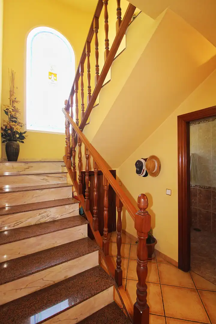 Country house zum Verkauf in Alhaurín de la Torre mit Klimaanlage, Heizung und Privatgarten