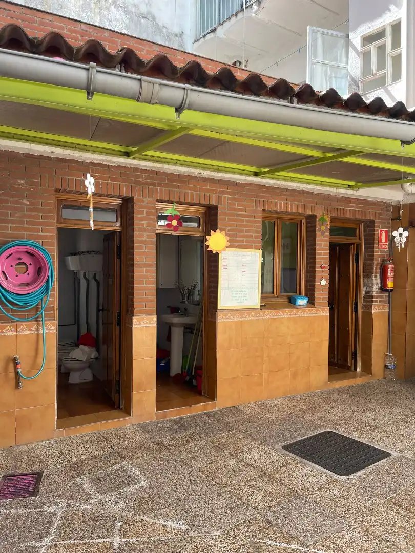 Local comercial de lloguer a Calle Santiago, imagen 11