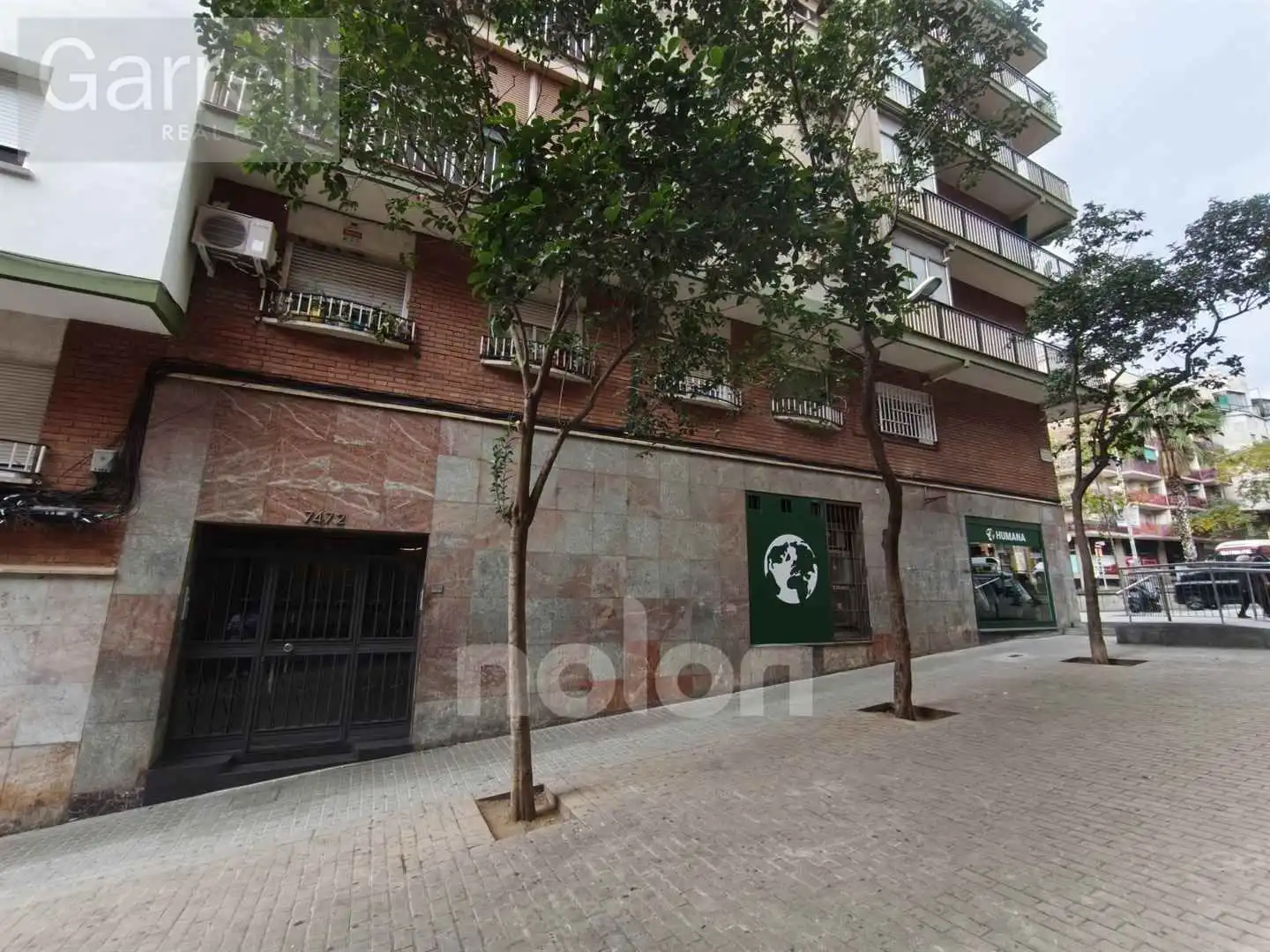 Vista exterior de Piso en venta en Barcelona con Terraza