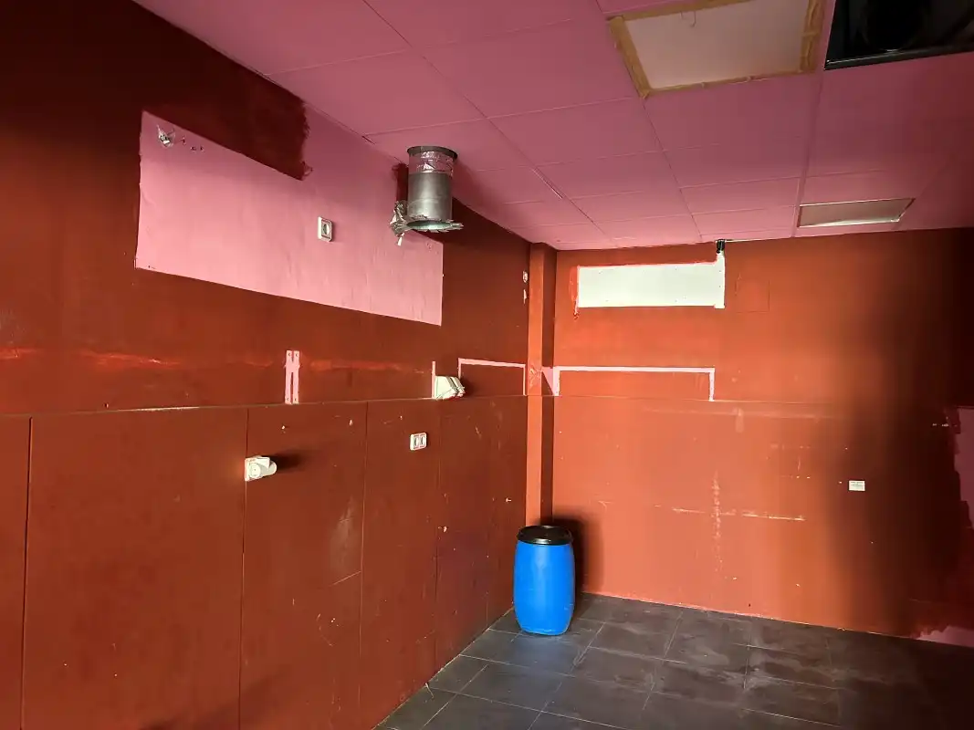 Local de alquiler en Gandia con Terraza y Alarma
