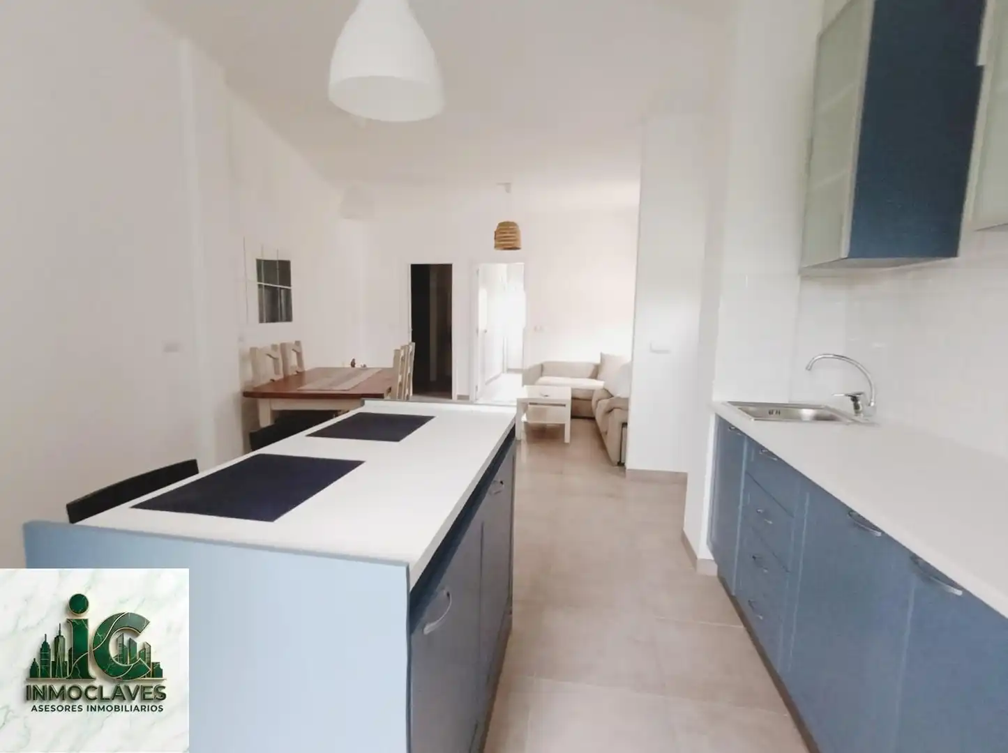 Cuina de Casa o xalet en venda en Algeciras