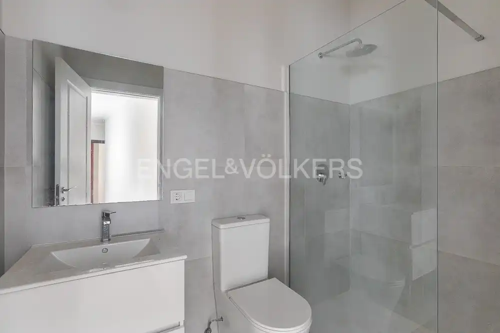 Baño de Ático en venta en Valencia con Aire acondicionado, Calefacción y Terraza