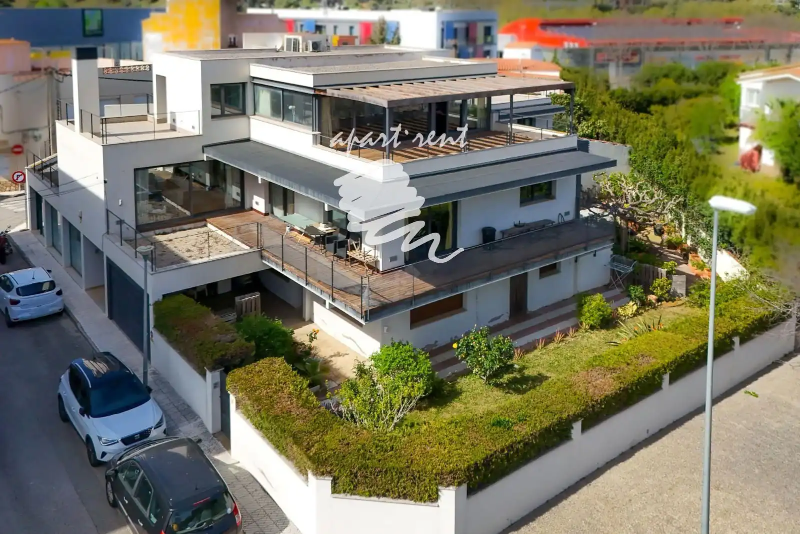 Vista exterior de Casa o xalet en venda en Llançà amb Aire condicionat, Calefacció i Jardí privat
