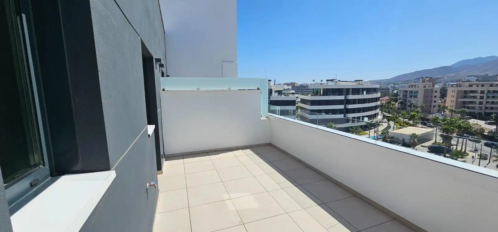 Terrassa de Àtic en venda en Torremolinos amb Aire condicionat, Calefacció i Jardí privat