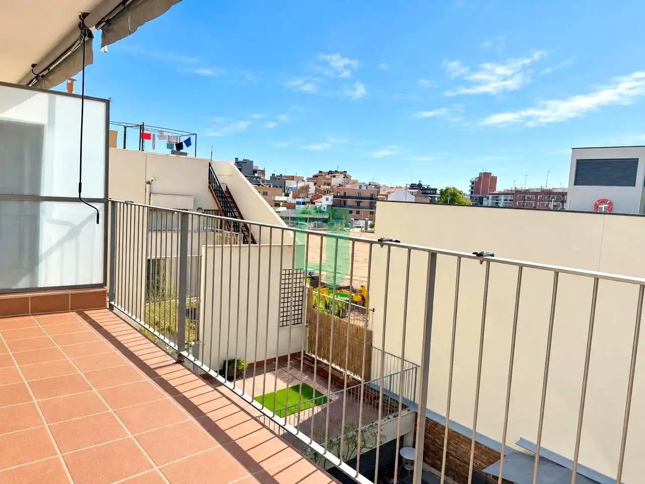 Flat with lift for sale in calle de la Camèlia