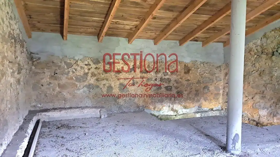 Casa o xalet en venda en Arredondo amb Jardí privat