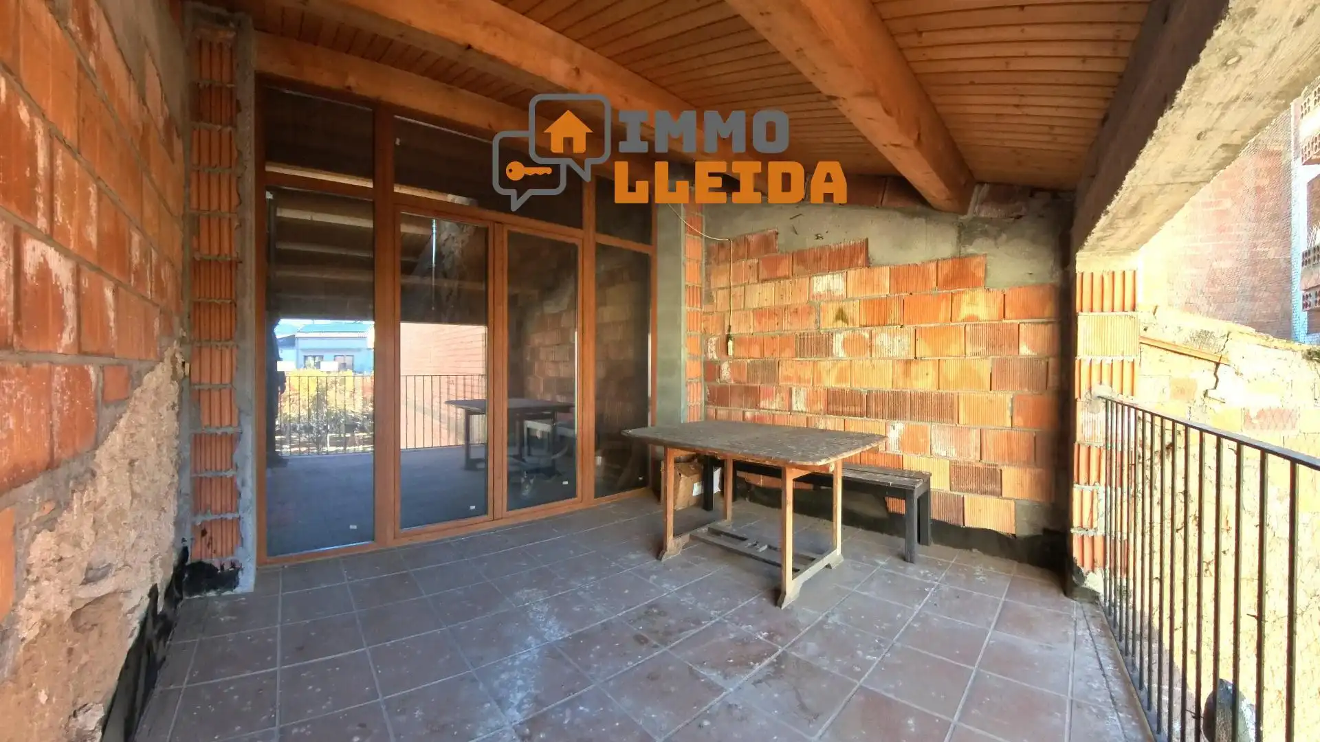 Vista exterior de Casa adosada en venta en Ponts con Calefacción, Terraza y Balcón