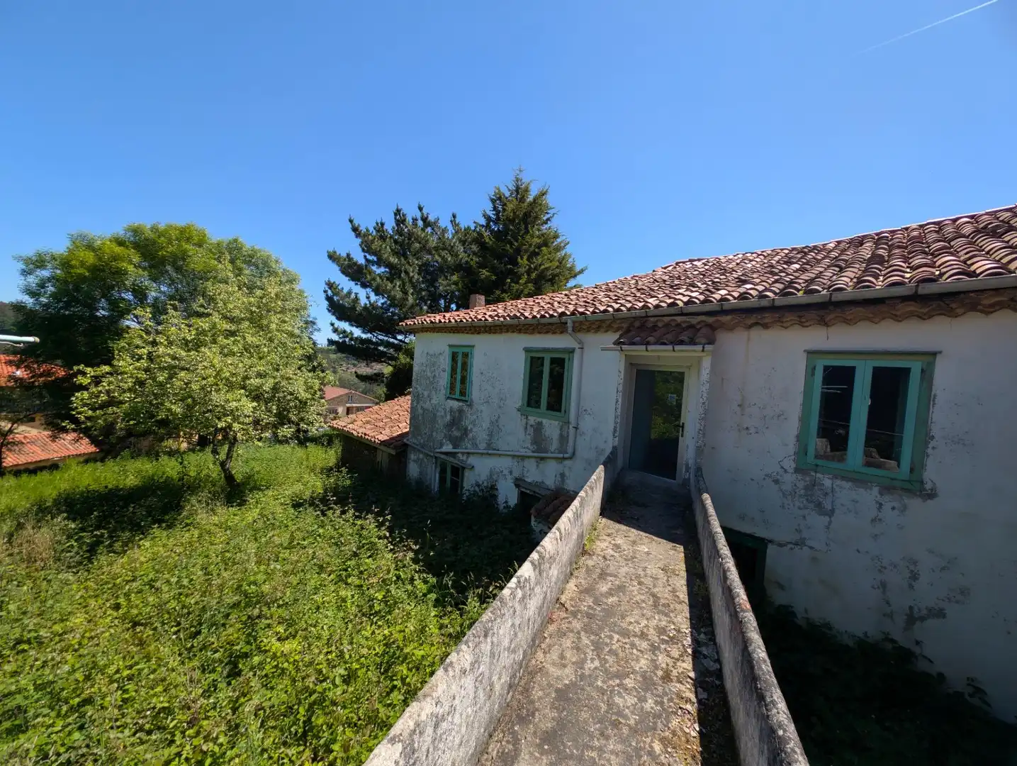 Vista exterior de Casa o chalet en venta en Salas con Jardín privado, Terraza y Trastero