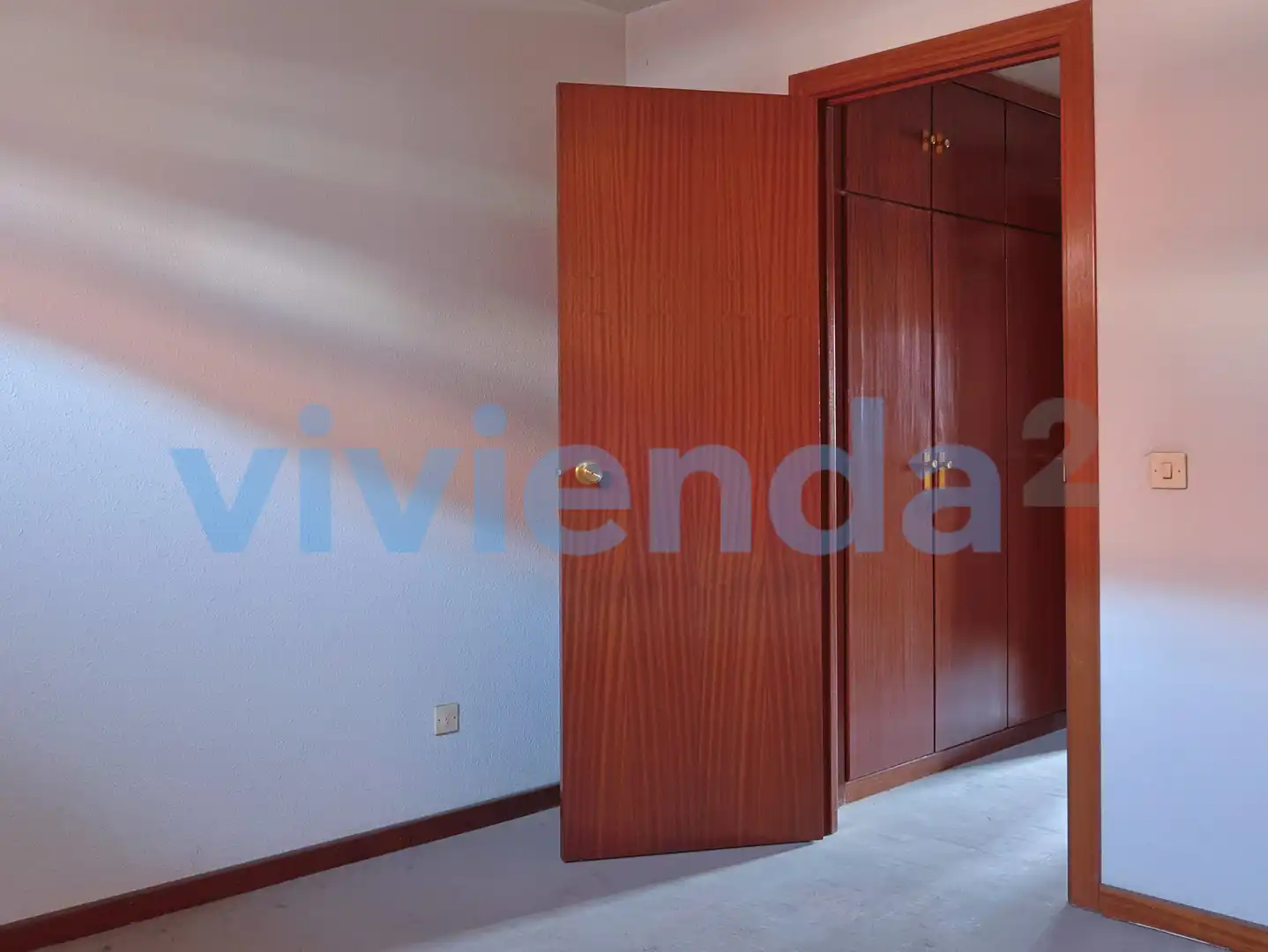 Habitación de Piso en venta en Madrid con Calefacción y Terraza