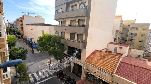 Photo 5 of Apartment for sale in Calle Mar del, 33, Las Piscinas Naturales, Alicante