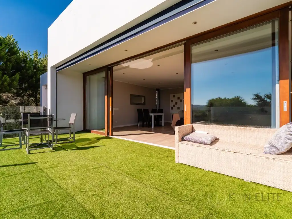 Detached house with pool for sale in Calle Castillo De Berlanga, imagen 18